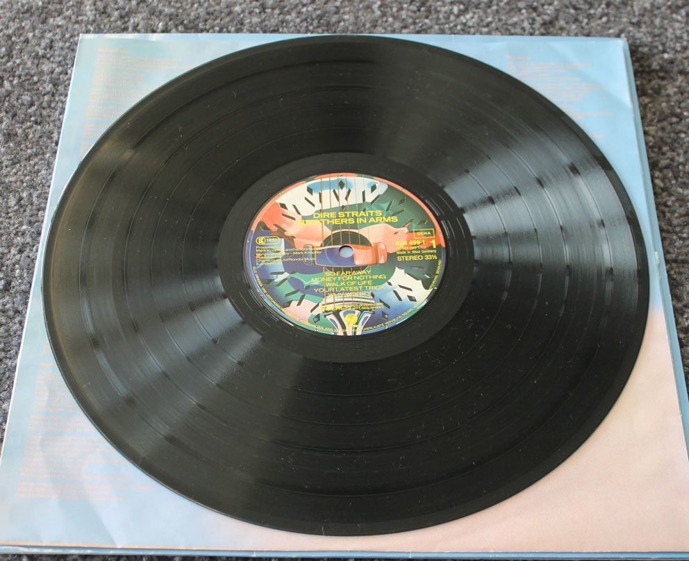 Dischi in vinile: Dire Straits ohne Kratzer – Usato da Ebikon venduto da Dan40 1