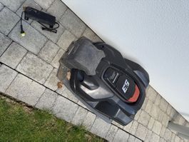 Rasenmäherroboter Husqvarna 330x mit Ladestation