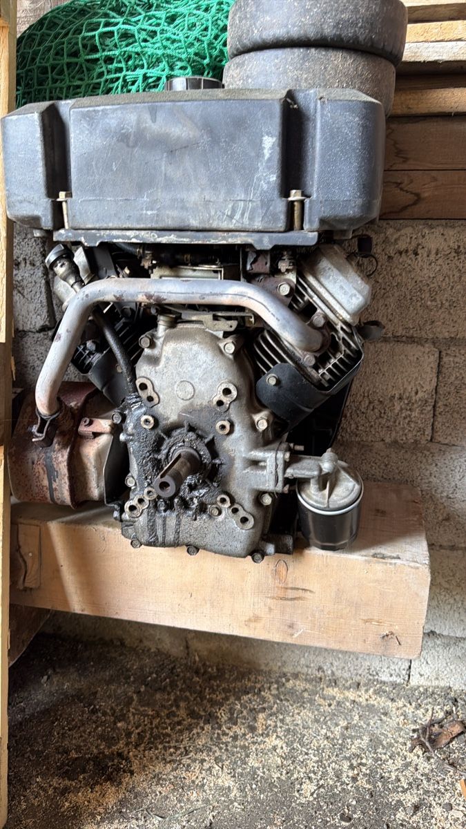 Vanguard  Motori: Moteur Vanguard 14HP – Difettoso da Val-d'Illiez venduto da axel1291 2