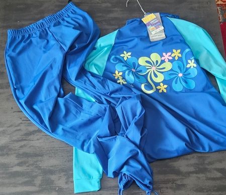 Maillot de bain anti-UV  femmes taille S (36--38)  étiqueté!