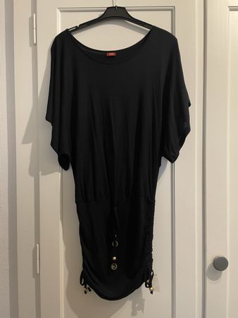Kurzes Schwarzes, S