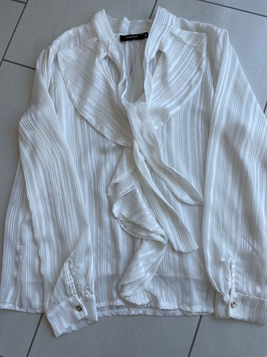 Camicette: weisse/ beige Bluse Gr 40/42 – Usato da Rüti ZH venduto da kar_xx9l 7