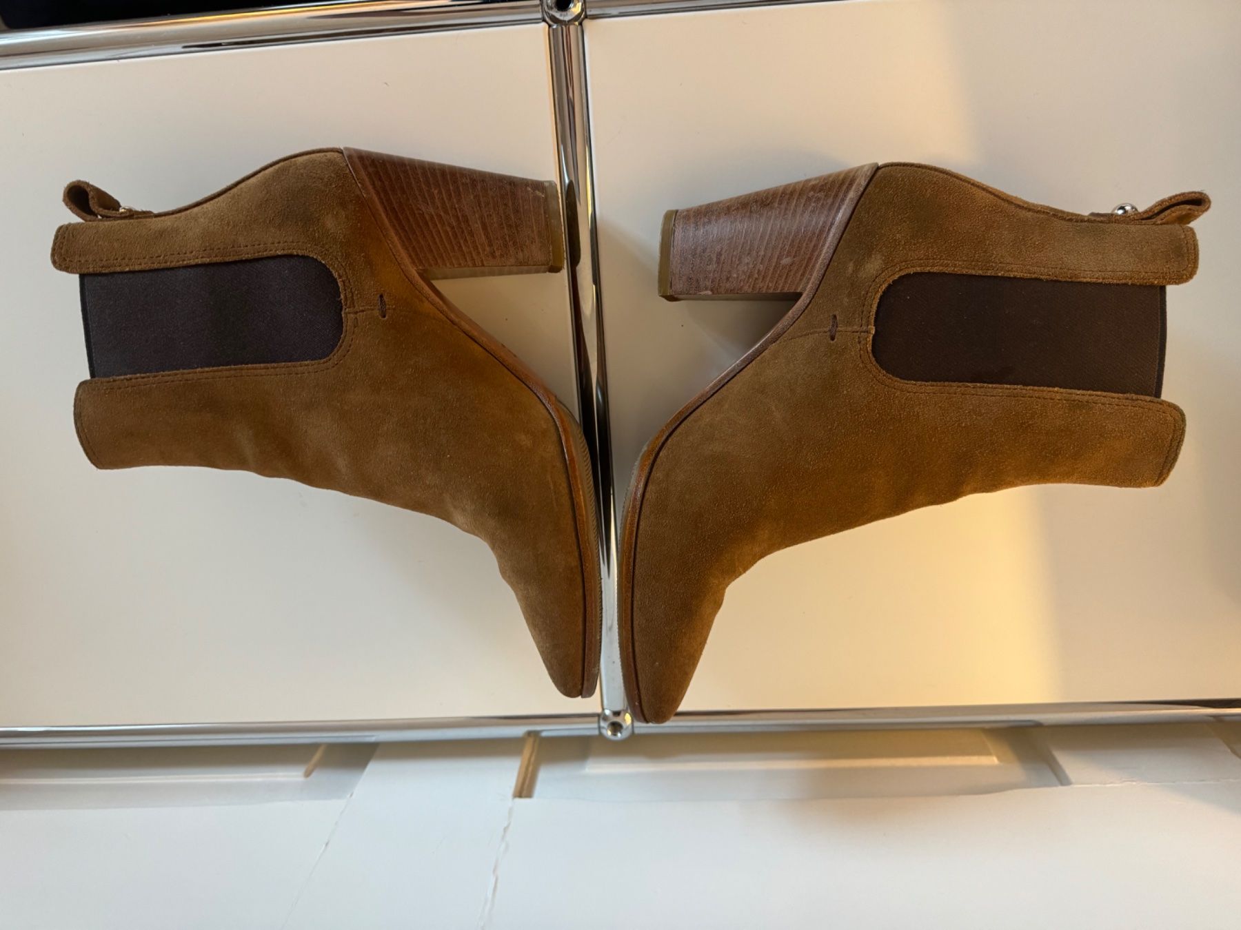 Bally Damenschuhe: Original Bally Theresia Boots in 37.5 – Gebraucht aus Meilen von Antete 1