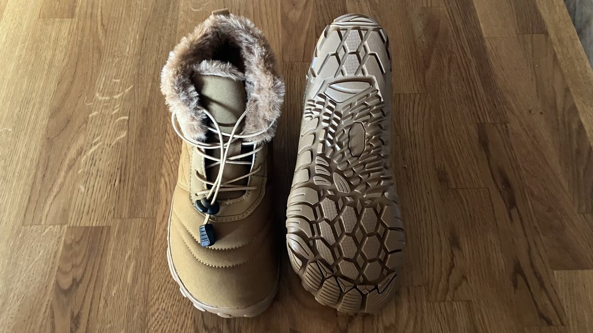 Scarpe da donna: Chaussures montantes d’hiver – Nuovo (secondo la descrizione) da Ovronnaz venduto da LesBidochons 1