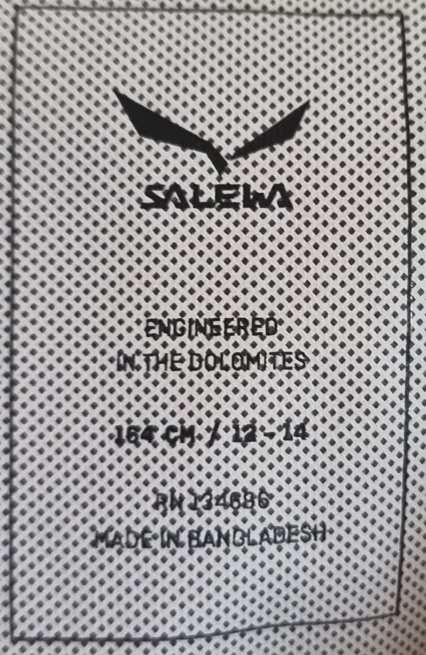Salewa Jacken: Salewa Regenjacke/ Neuwertig Unisex Grösse 164 – Neu (gemäss Beschreibung) aus Rigi-Kaltbad von Marion_Fercher 2