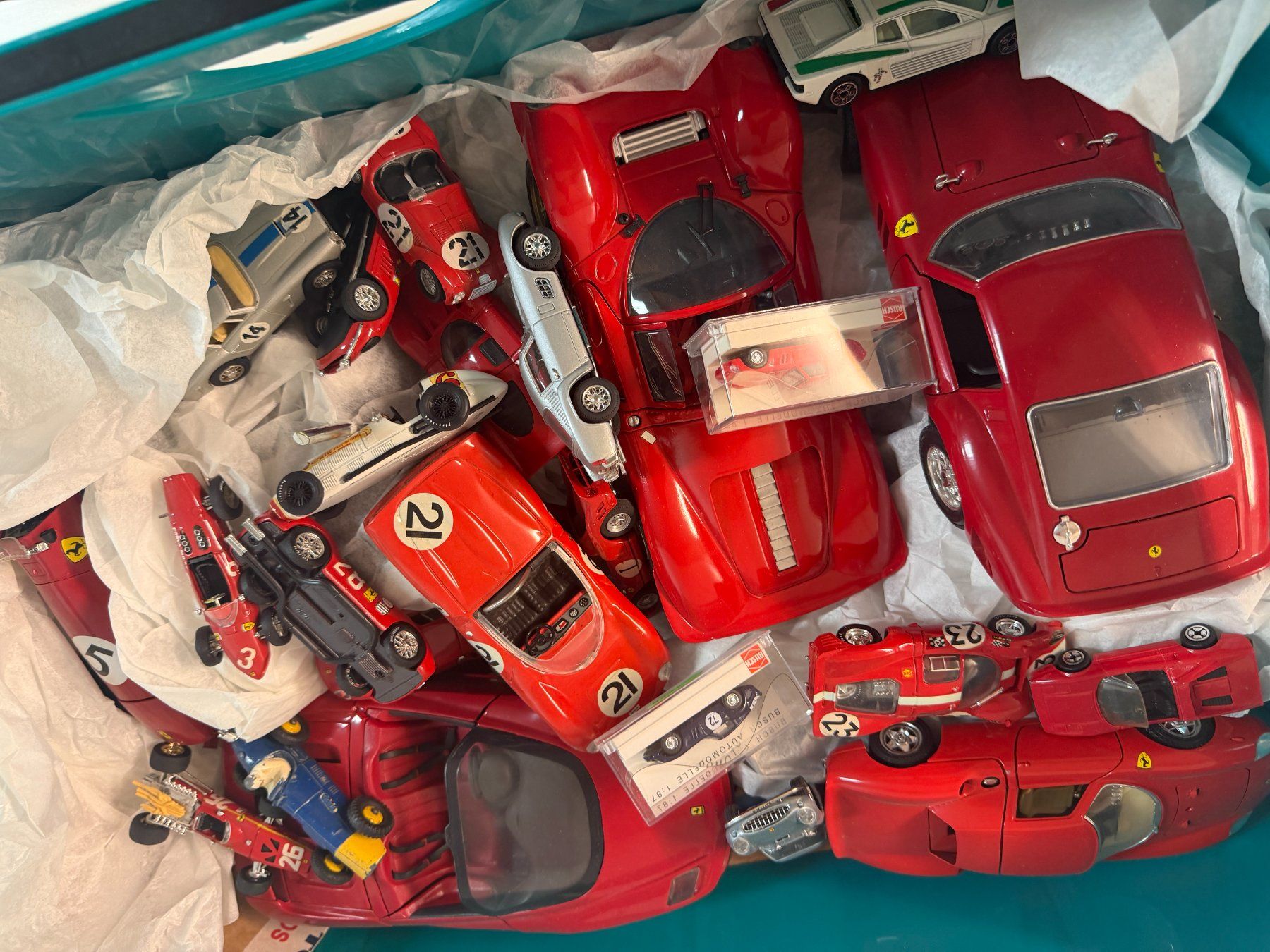 Ferrari Modellautos: Ferrari Sammlung – Gebraucht aus Meilen von Switcher2 5