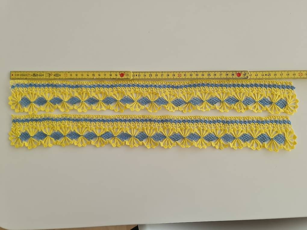 Tissus: Spitzenbordüre gelb/ blau  – D'occasion à Allschwil par 86d_fmd5 1