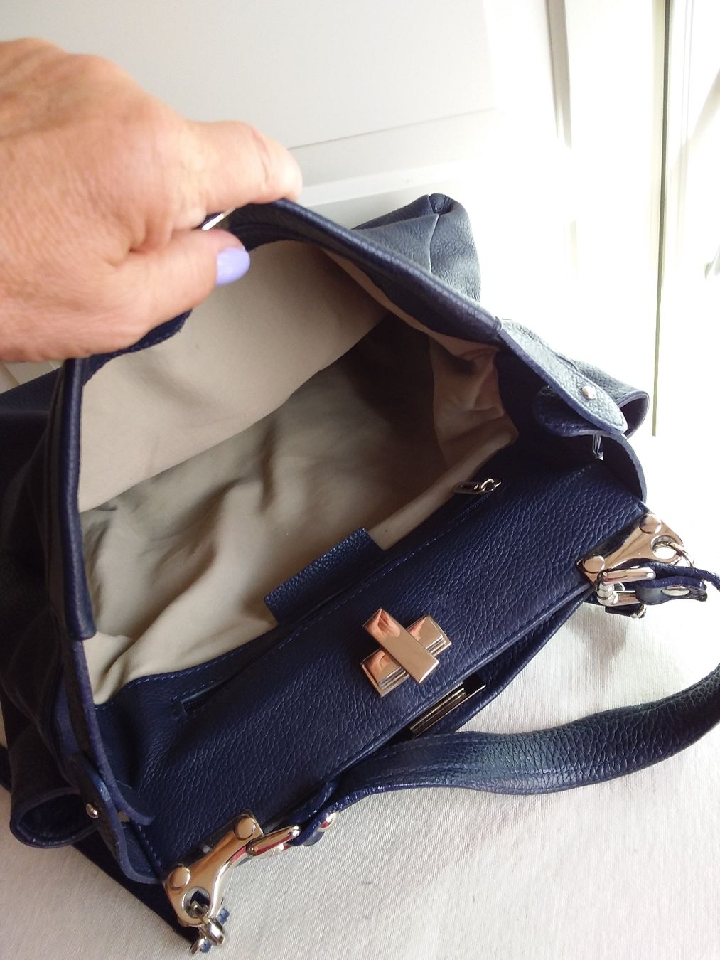 Taschen für Damen: Blaue Ledertasche  – Gebraucht aus Fey von ladamedunil 3