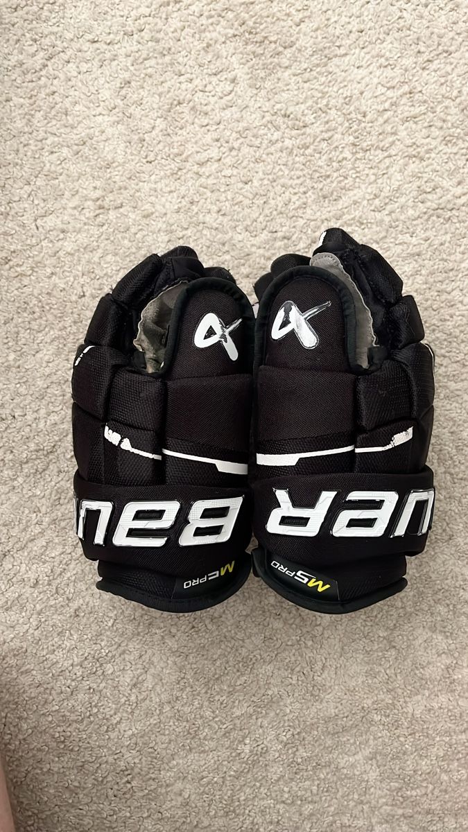 Bauer Handschuhe & Handstulpen: Eishockey Handschuhe Bauer Supreme M5 Pro Gr.13" – Gebraucht aus Wetzikon ZH von resellZO08