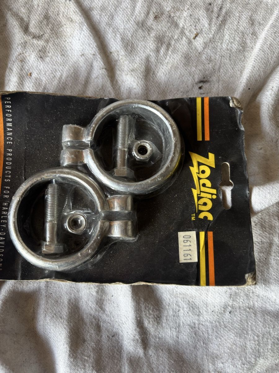 Harley-Davidson Toutes les pièces détachées moto: Harley Davidson Rohrklemmer – Neuf avec emballage d'origine à Schötz par Harley35 2