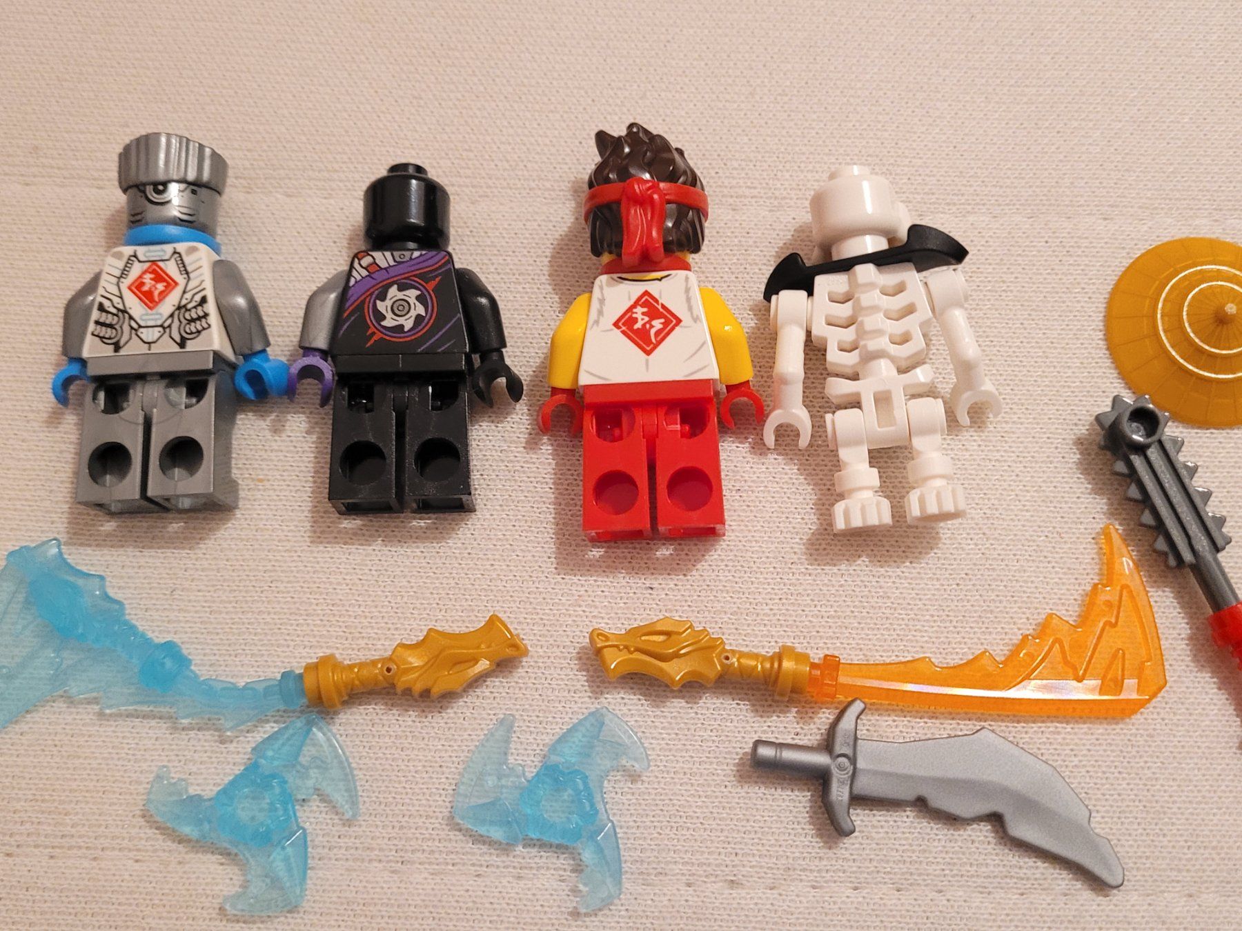 Lego Kit di costruzioni: 4 neue Lego Ninjago minifiguren – Nuovo (secondo la descrizione) da La Tour-de-Peilz venduto da estelle69 3