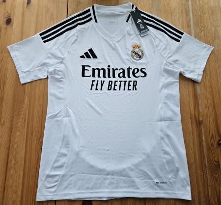 Real Madrid Trikot adidas NEU Grösse M Fussball Spanien