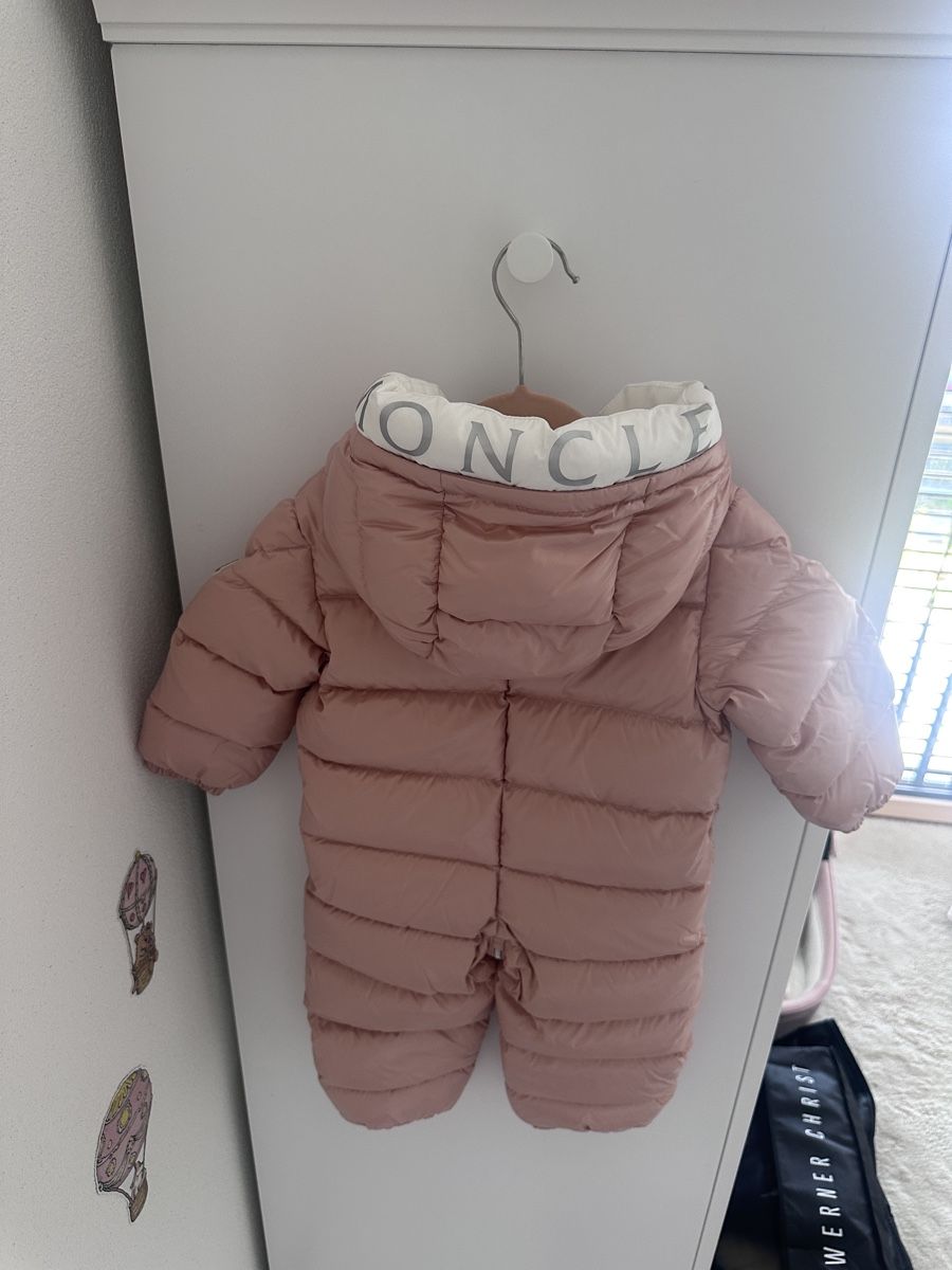 Moncler Giacche & Cappotti: Moncler Overall Rosa Grösse 18/24 Monate 86cm – Nuovo (secondo la descrizione) da Richterswil venduto da jul_qnt6 2