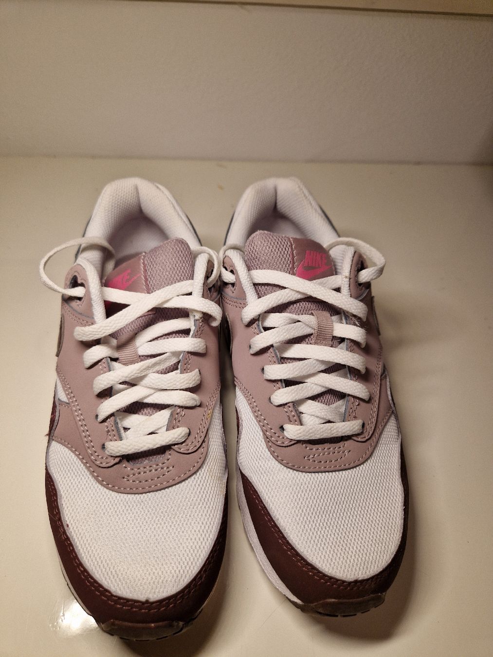 Nike Scarpe da donna: Nike Air Max Gr. 35.5 – Usato da Ersigen venduto da feldschen 1