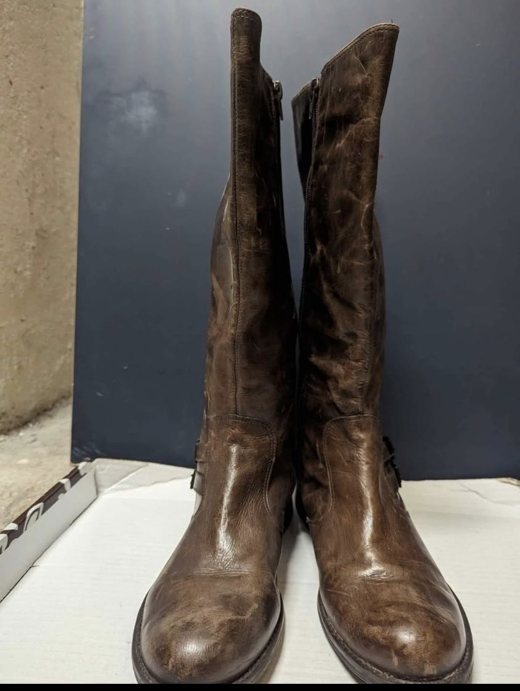 Scarpe da donna: Brown Leather Boots Size 7 👢 – Usato da Zürich venduto da abo_k8dd 1