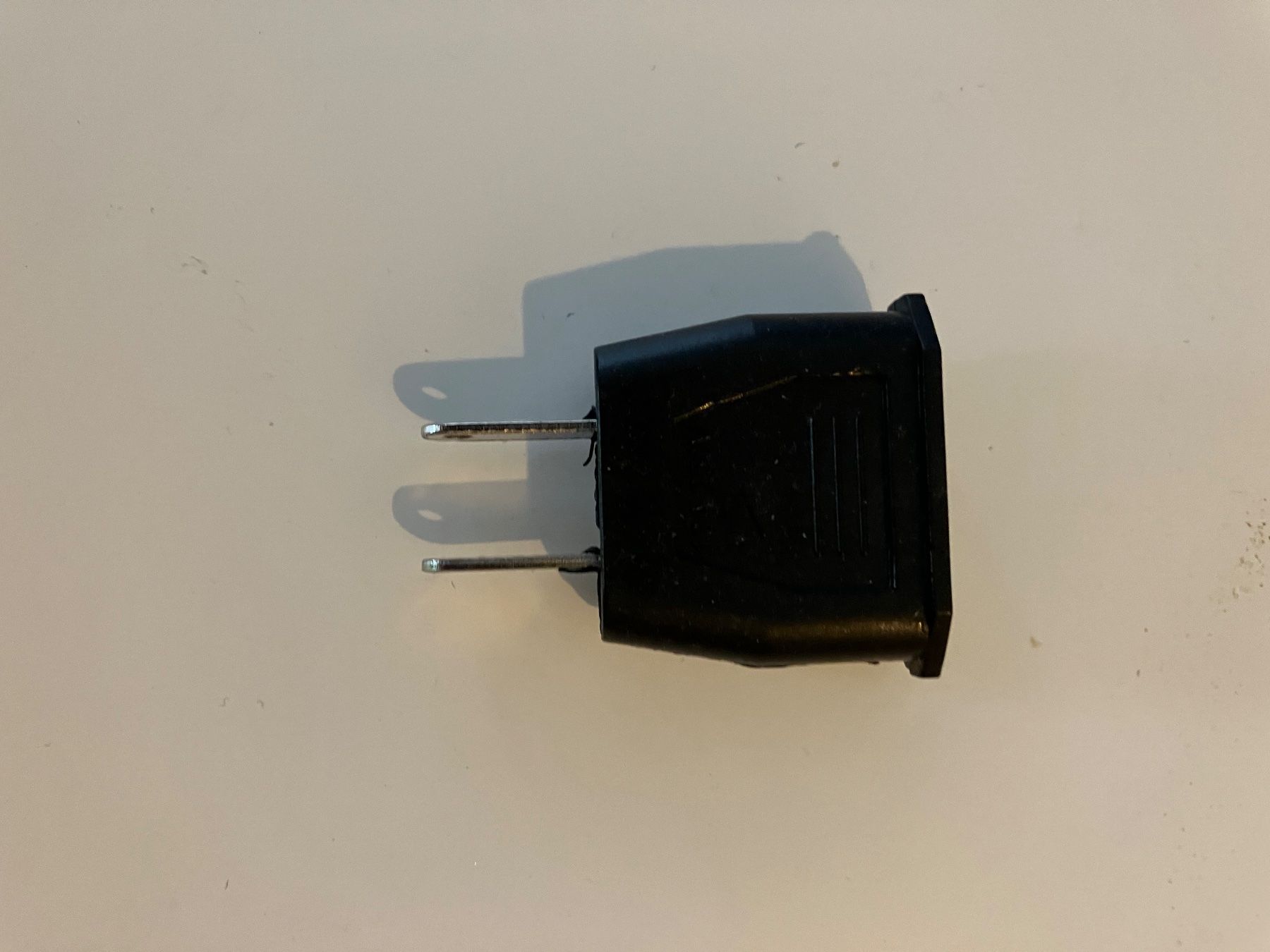 Stecker: Steckdosenadapter Mexiko-Schweiz – Neu (gemäss Beschreibung) aus Zug von Kuba3011