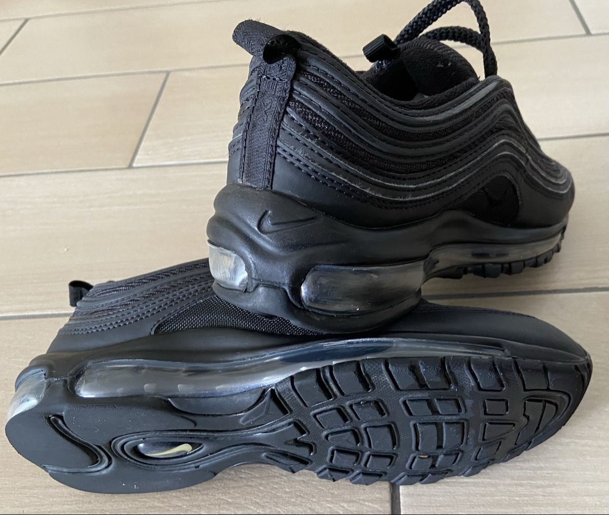 Nike Scarpe da uomo: Nike Air Max 97, 39 – Usato da Moutier venduto da chicboutique 4