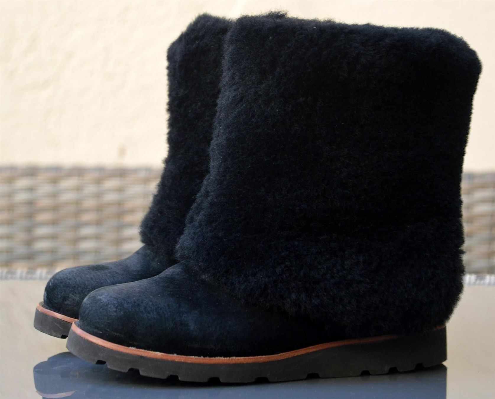 Ugg Scarpe da donna: Boots / Bottes UGG Maylin 3220 .36 – Usato da Collonges venduto da Auganien