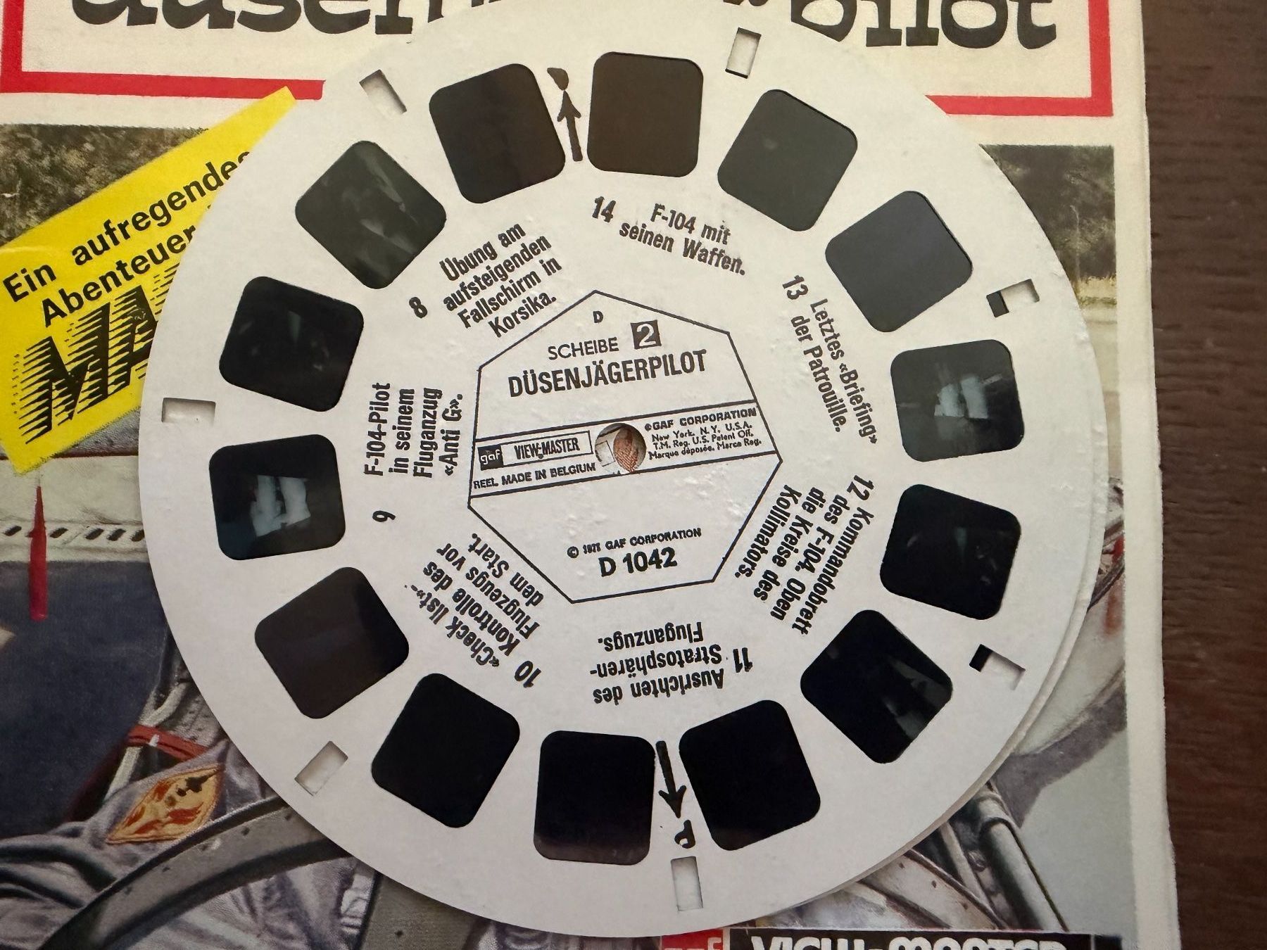 View-master Giocattoli: View-Master 3D: Nr. D 104 Düsenjägerpilot – Usato da Tegerfelden venduto da siebenmacky 6