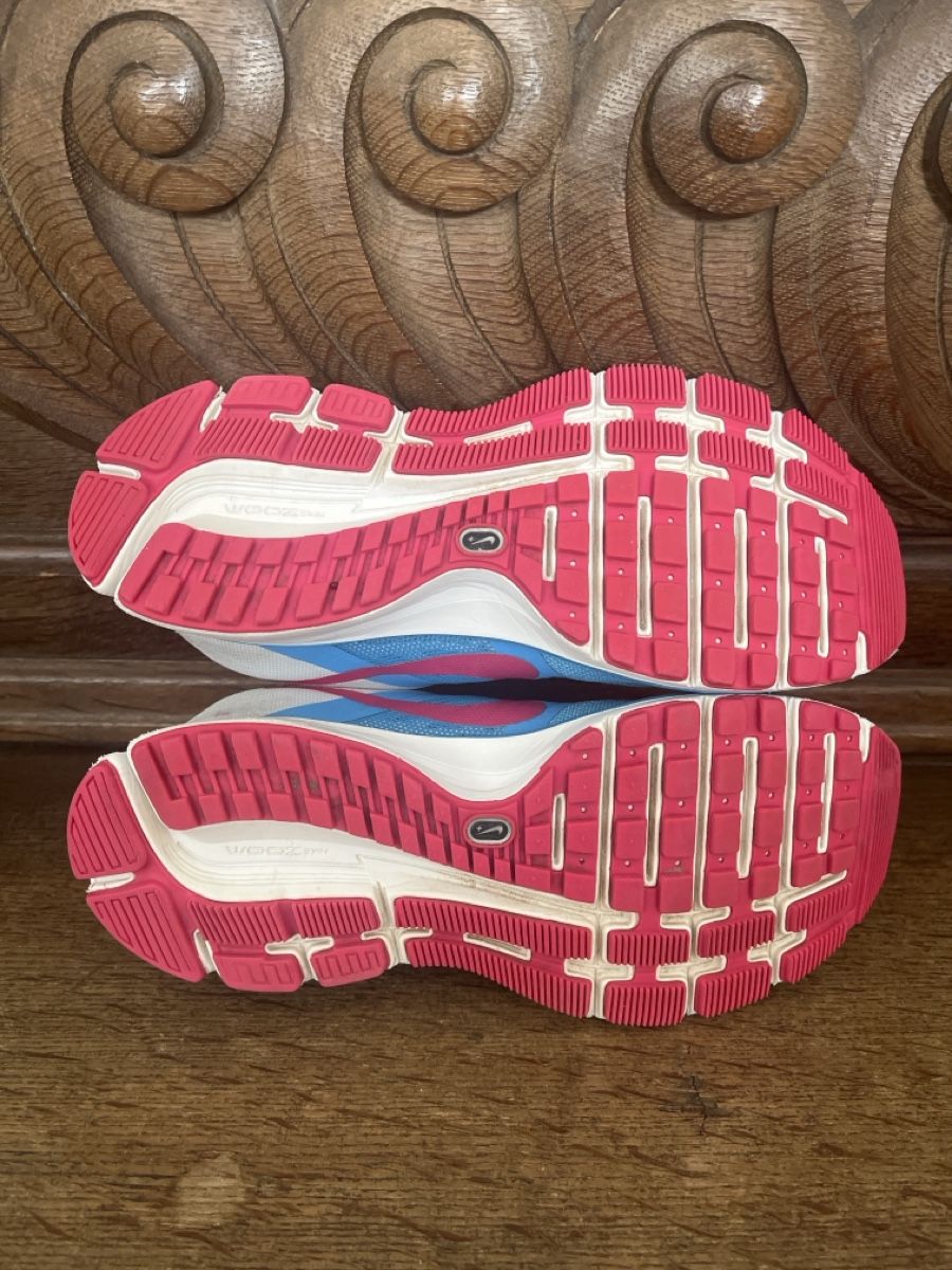 Nike Scarpe da uomo: Nike Spotsschuhe Running Shoes, Gr 38.5 – Usato da Uetikon am See venduto da erz13 5