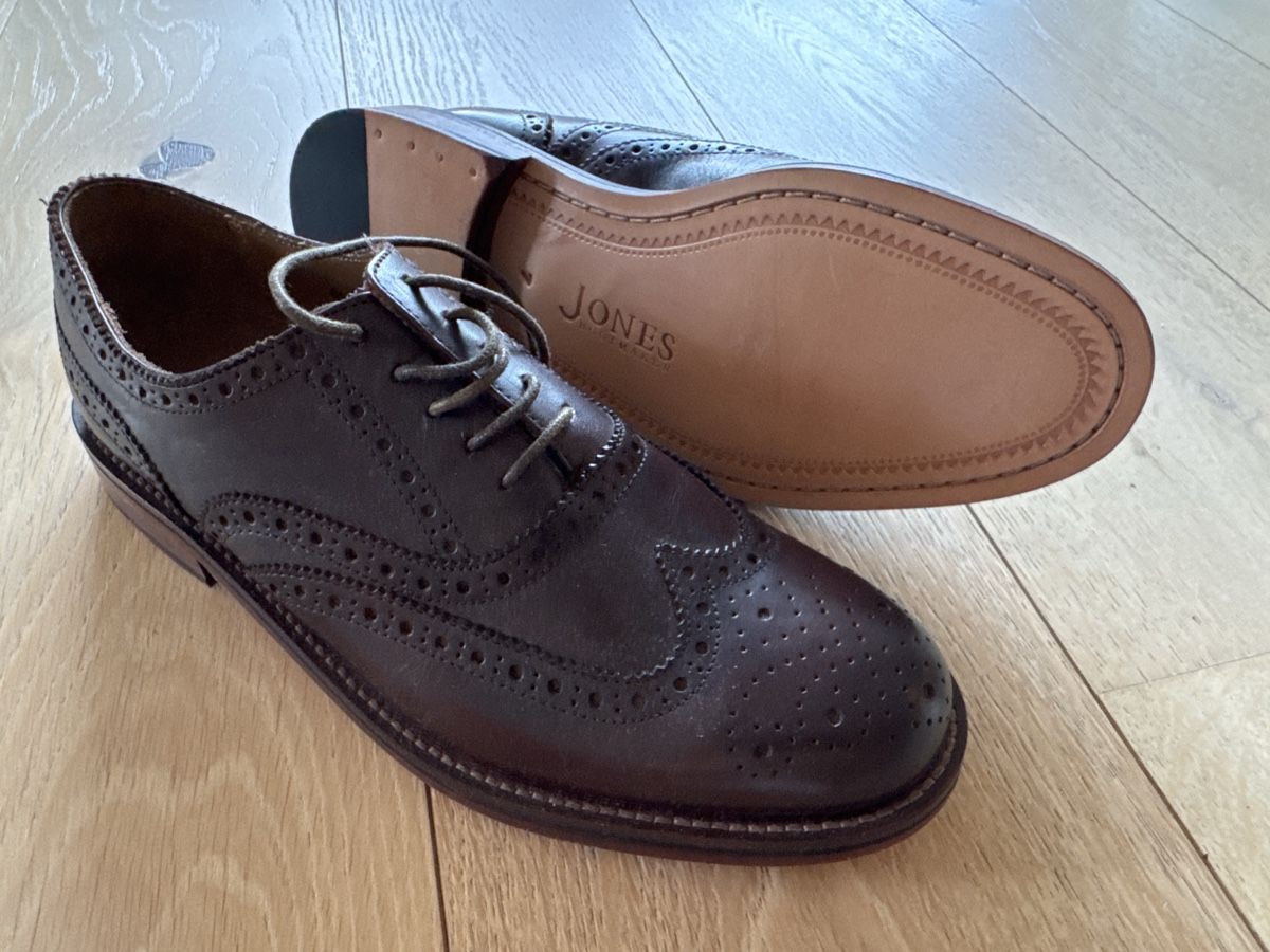 Scarpe da uomo: Jones Bootmakers UK7 – Usato da Pontresina venduto da EngadinJules 1