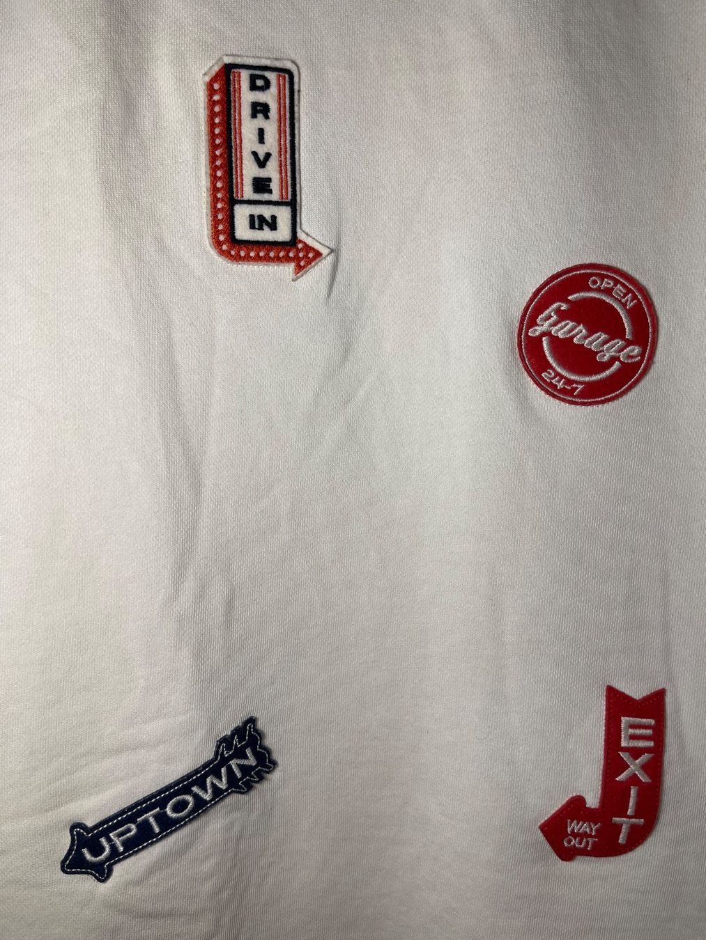 Zara Vestiti: Robe t-shirt avec patch – Usato da Territet venduto da Estelle_elletsE 3