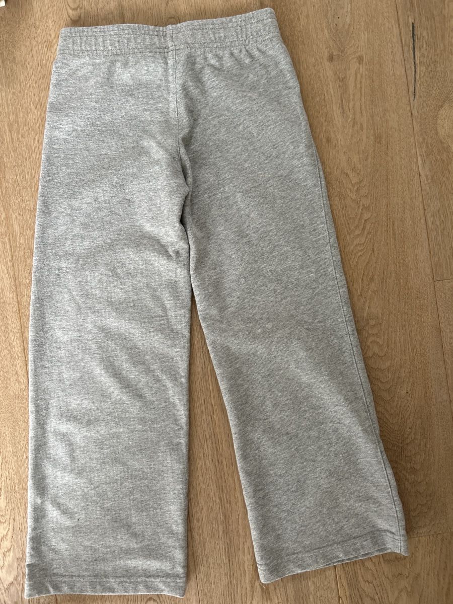 Hosen: Bas de training Nike 7/8 ans – Gebraucht aus Yens von Chriis 2