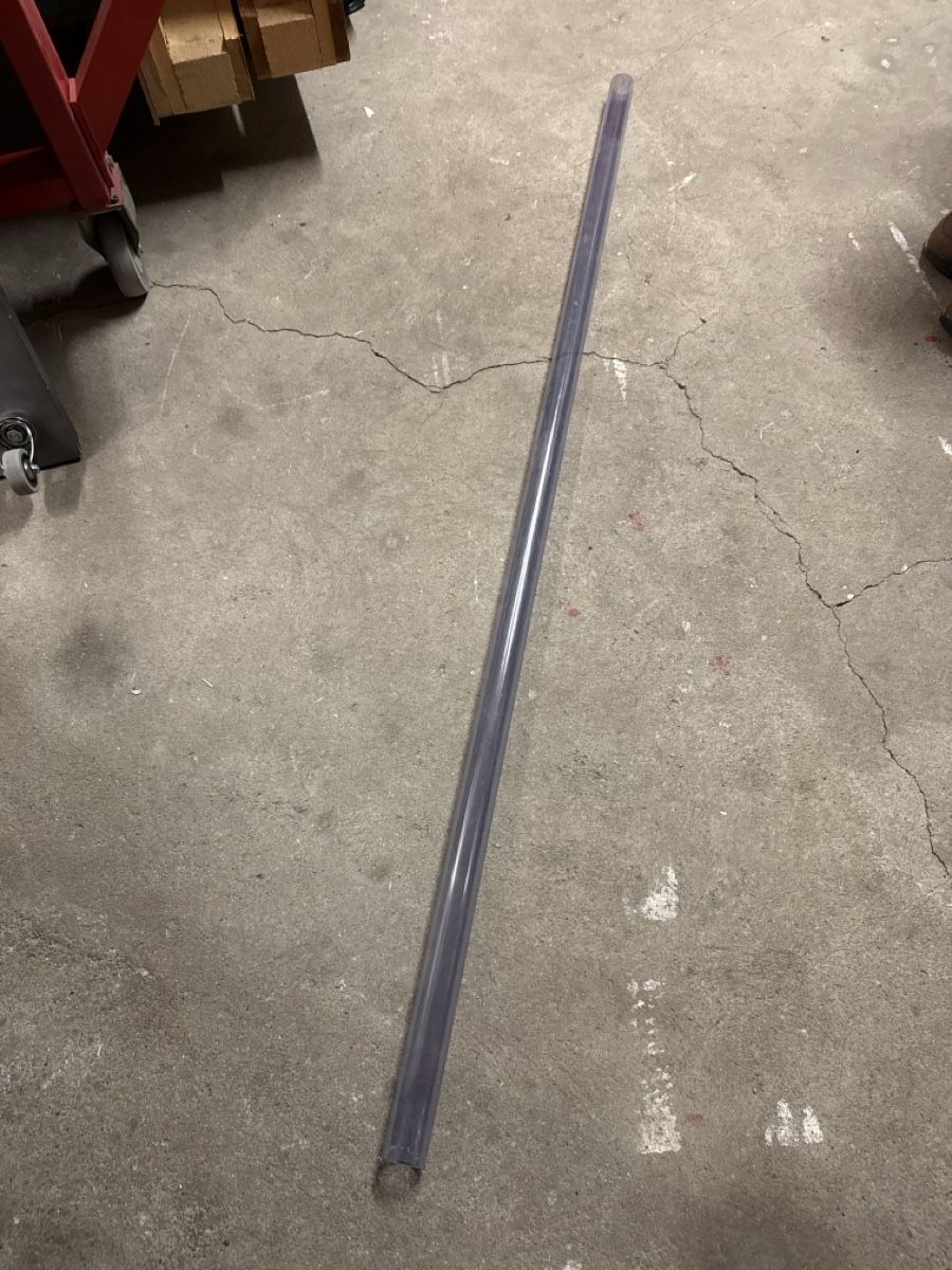 Piatti di portata: 1 Stück Plexiglasrohr transparent,  170x4cm – Usato da Effretikon venduto da a.husejni01 1