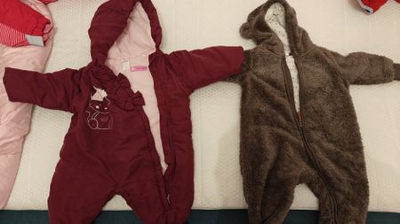 Baby Club & H&M Schneeanzüge, Gr. 68/74