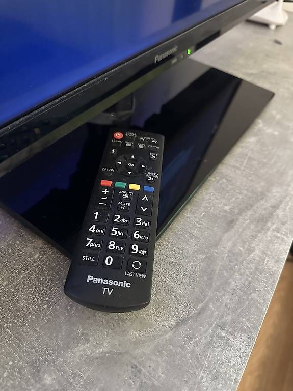 Televisori: Philips 32-Zoll Fernseher – Usato da Zürich venduto da Vtrende 1