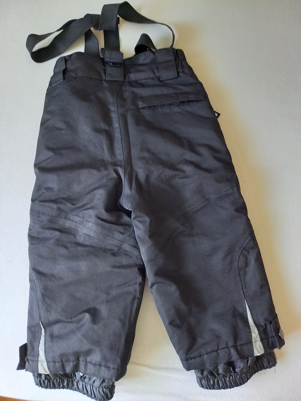 Pantaloni: Kinder Skihose schwarz ca. Gr. 86 – Usato da Unterengstringen venduto da saraman 5