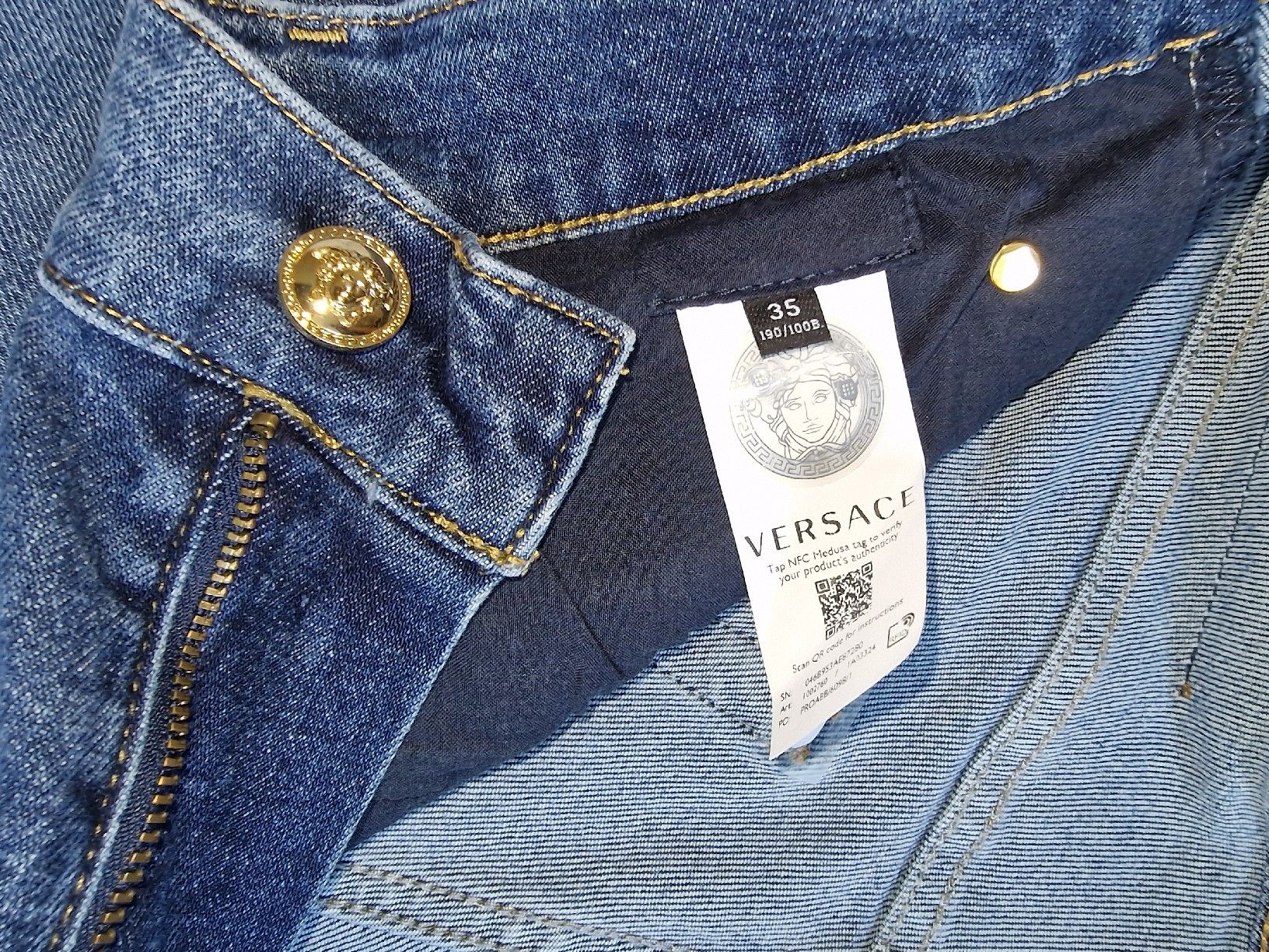 Versace Jeans: Jeans Versace Slim fit gr.35 – Usato da Scherz venduto da lacoste30 5