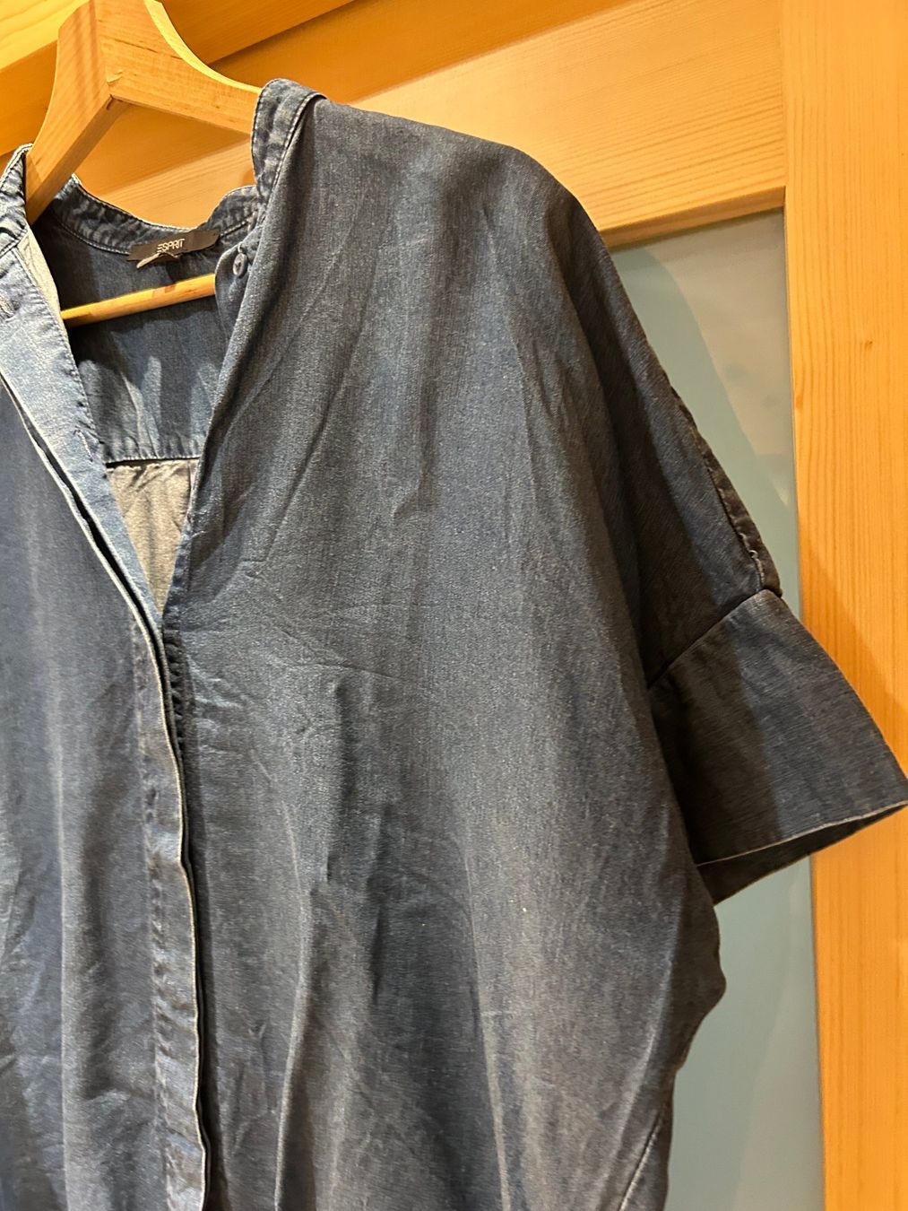 Esprit Blusen: ESPRIT, Jeans-Bluse, Grösse 36 – Neu (gemäss Beschreibung) aus Innertkirchen von Urbachtal 2