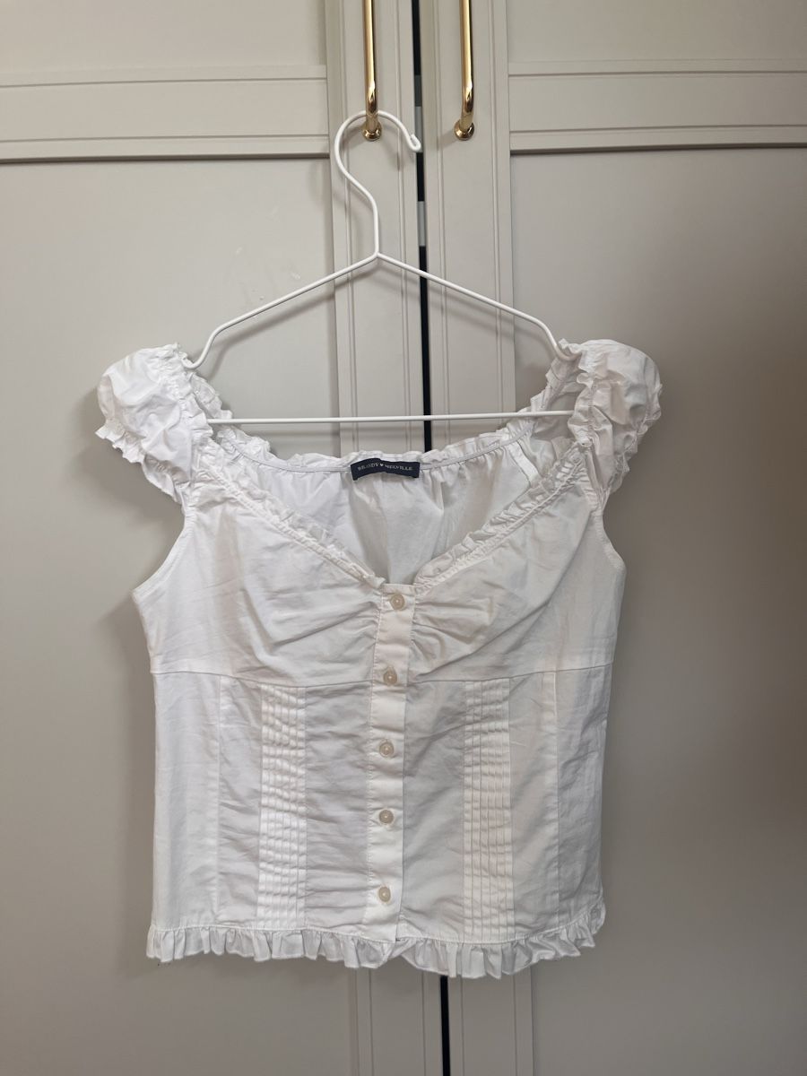 Brandy Melville Tops: Top Brandy Melville  – Gebraucht aus Neudorf von wen_9jfq