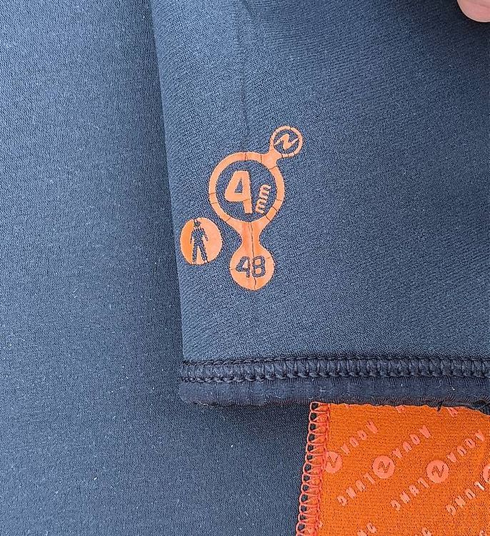 Combinaisons de plongée: Kurzarm-Neopren Grösse 48 4mm – D'occasion à Emdthal par bak_p82z 1
