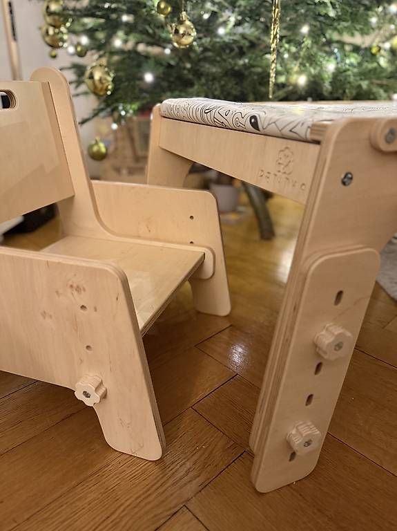 Set di tavolo e panche: Montessori 2 x Chairs & 1 Table evolutive – Nuovo e nell'imballaggio originale da Lausanne venduto da anna_lausanne
