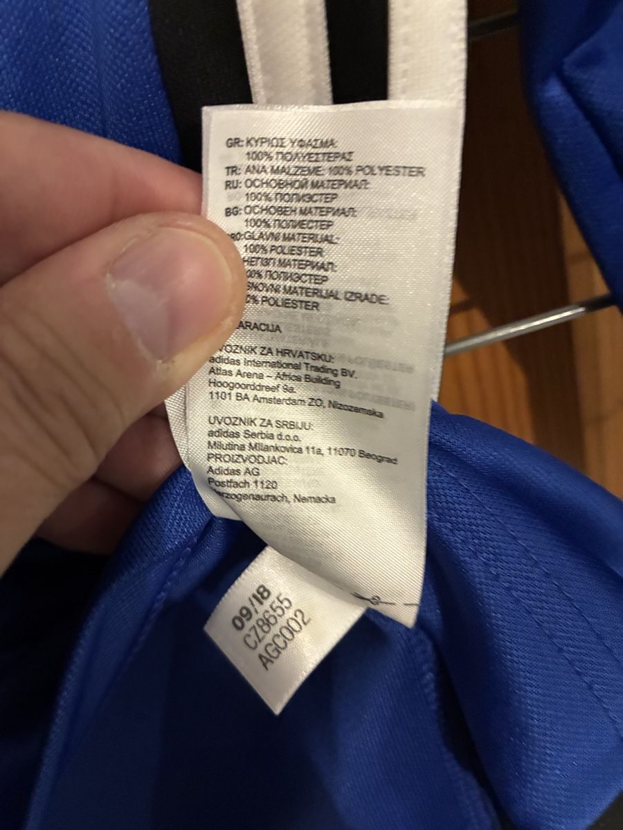 Adidas Maglioni & Felpe: Adidas Trainingspullover blau schwarz Gr.116 neu – Nuovo e nell'imballaggio originale da Zürich venduto da Msirco 2