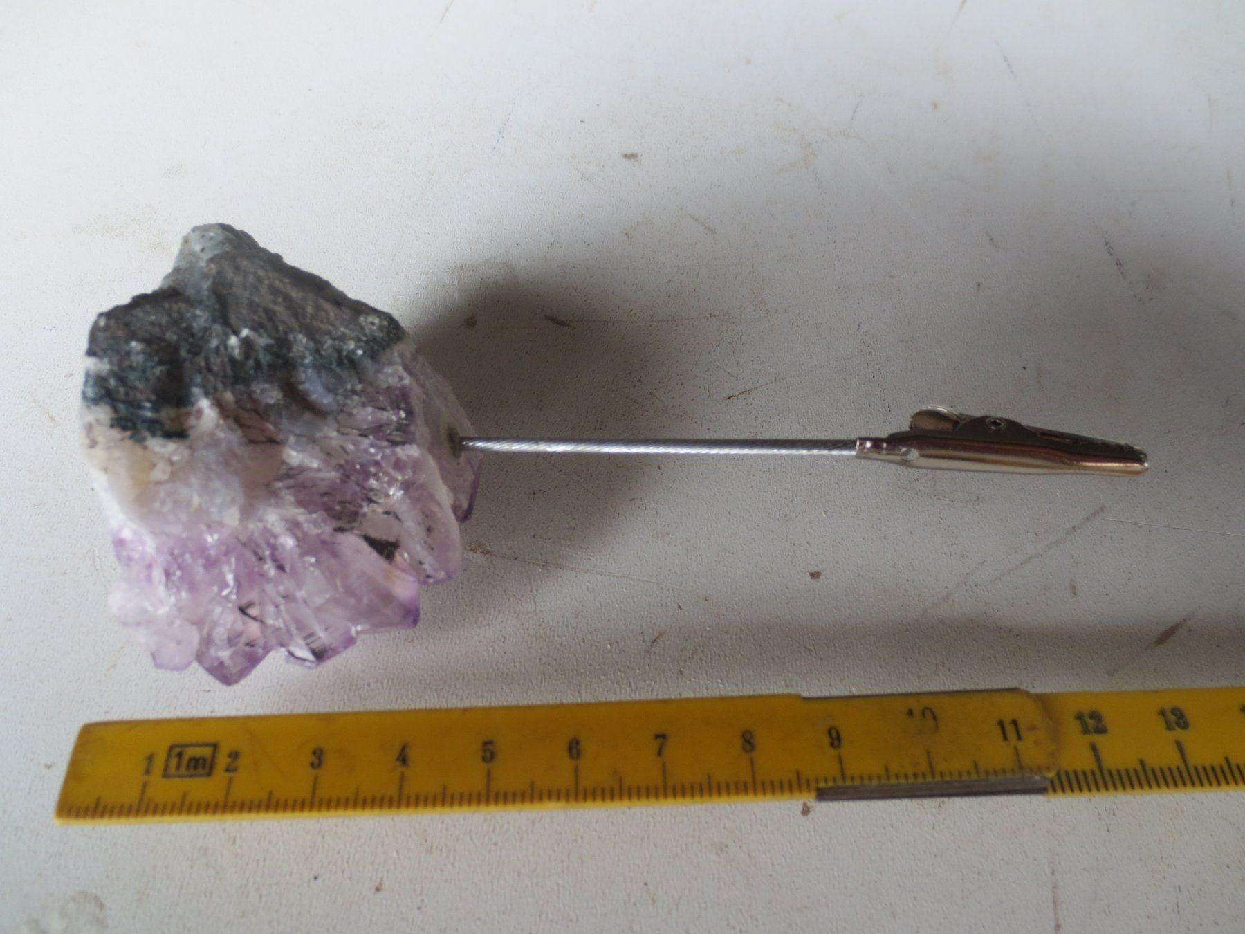 Mineralien & Heilsteine: Postkartenhalter auf Amethyst – Gebraucht aus Weier im Emmental von waefler03 5