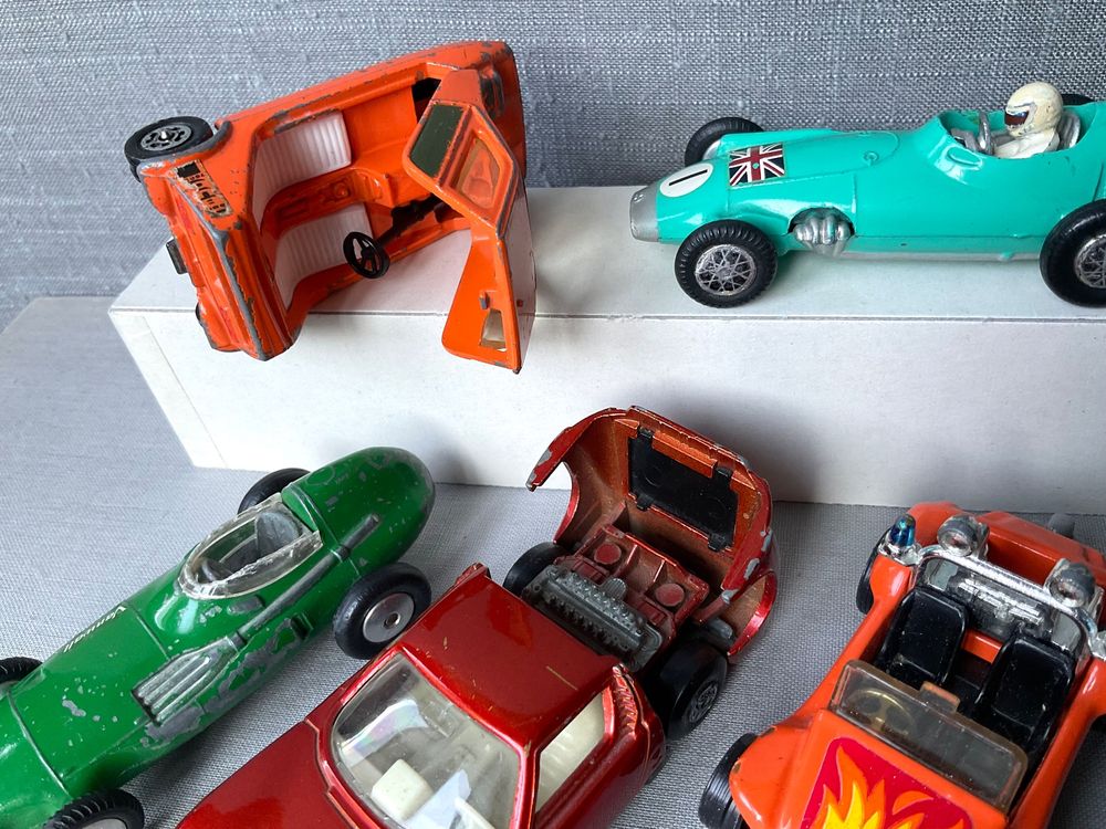 🔴 4x CORGI TOYS 1x Matchbox Modelle – 60er/70er Jahre 🔴 (Gebraucht) in ...
