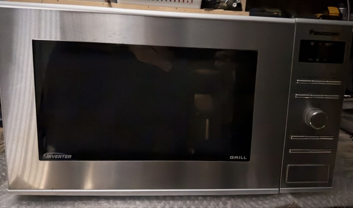 Panasonic Backöfen: Micro-ondes – Gebraucht aus Martigny-Croix von ces_vr9x