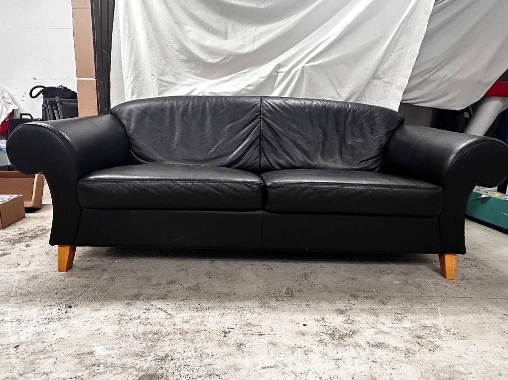 Divani: 2er Ledersofa schwarz – Usato da Oberhasli venduto da alexandrawuerzburger 2