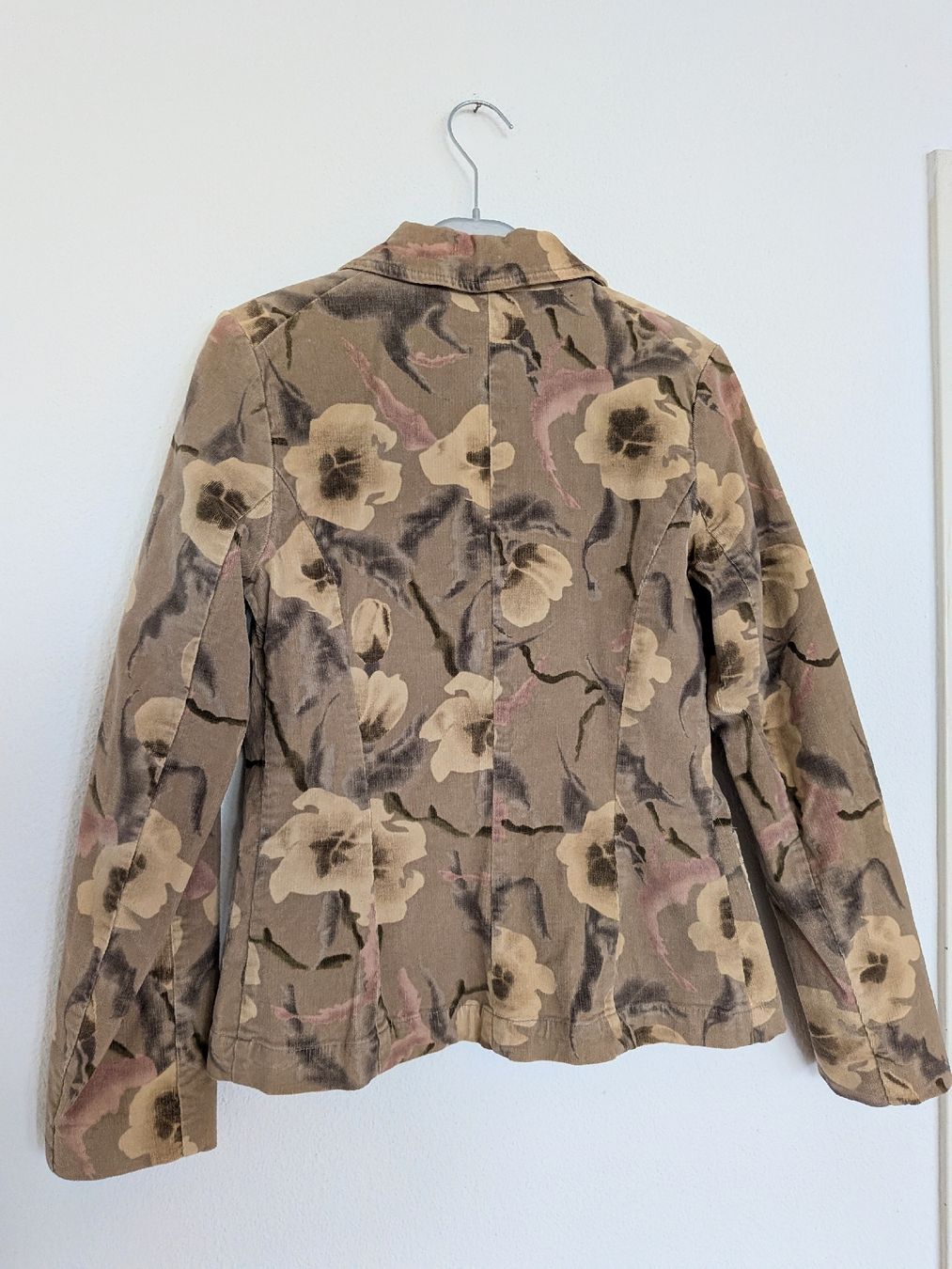 H&M Vestes: H&M Blazer mit Blumenmuster, Gr 34 – Neuf (Voir description) à Basel par JJ.Elena 1