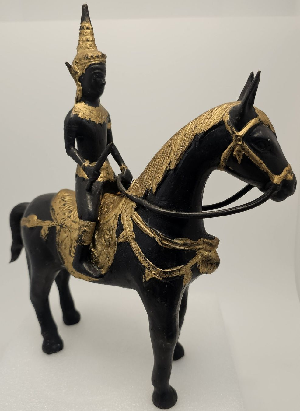 Figuren: Exquisite Asiatische Bronze Reiterstatue – Gebraucht aus Allenwinden von Tan_CH