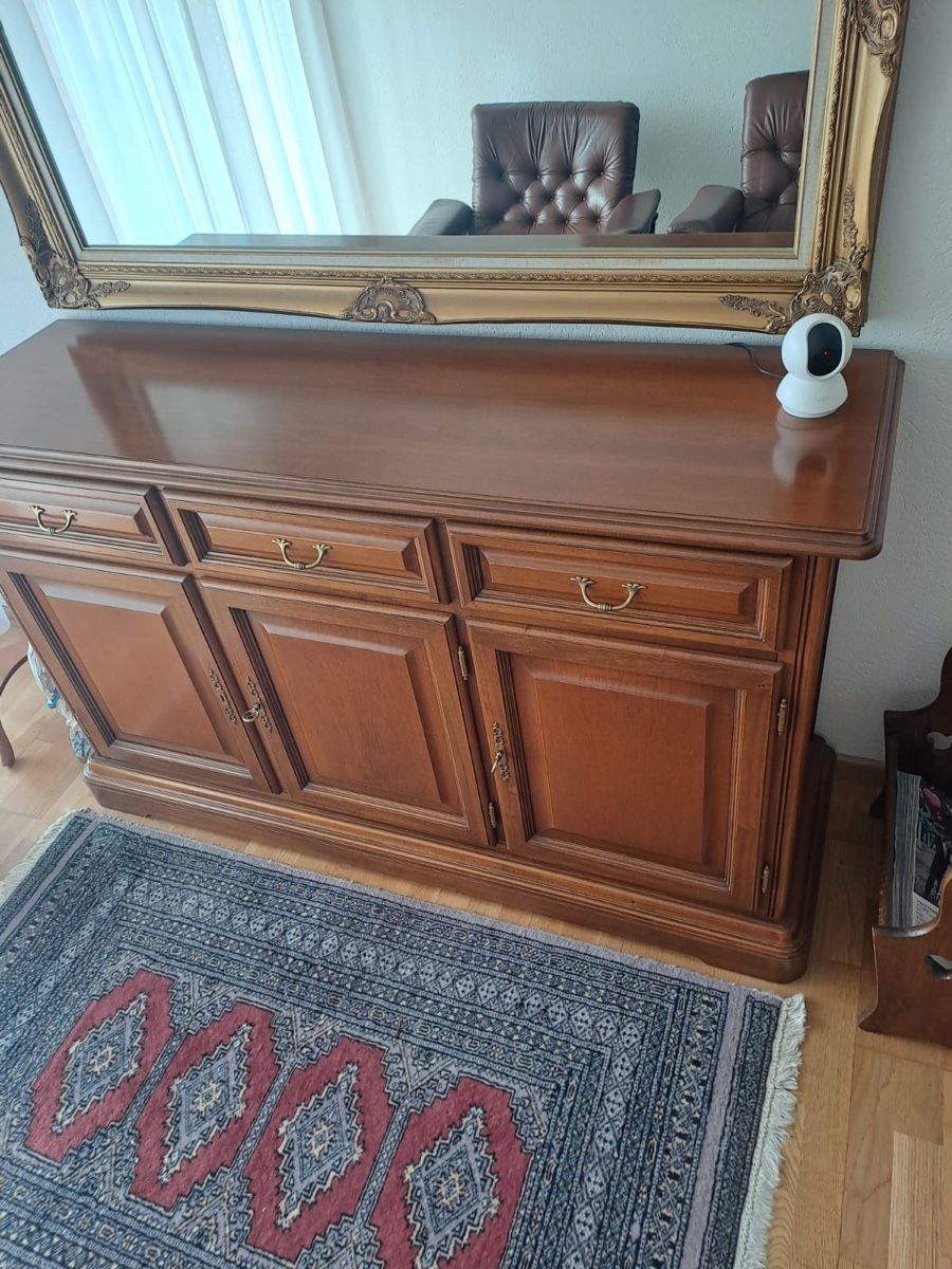 Commodes: Kommode Massiv Holz – D'occasion à Dübendorf par KrisRoss