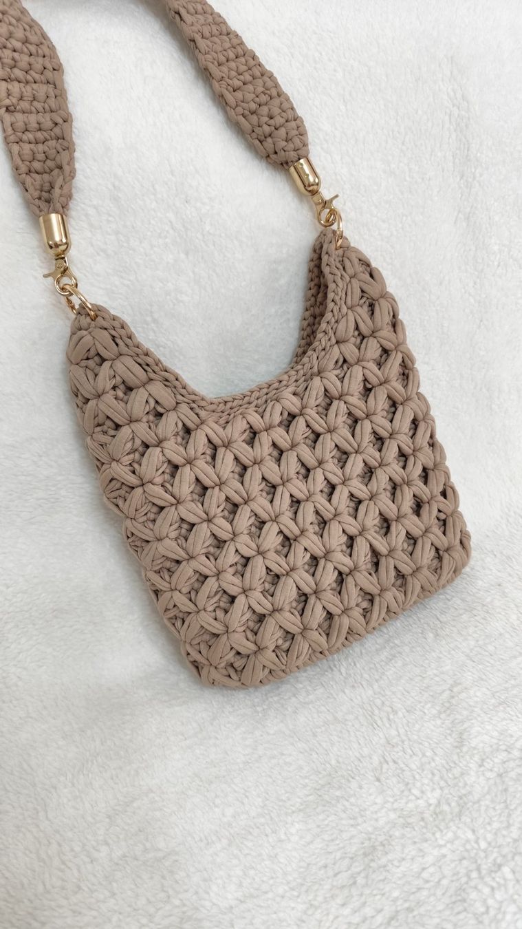 Borse da donna: Handgefertigte Häkeltasche – Nuovo (secondo la descrizione) da Kaltbrunn venduto da gurlukhandmade 4