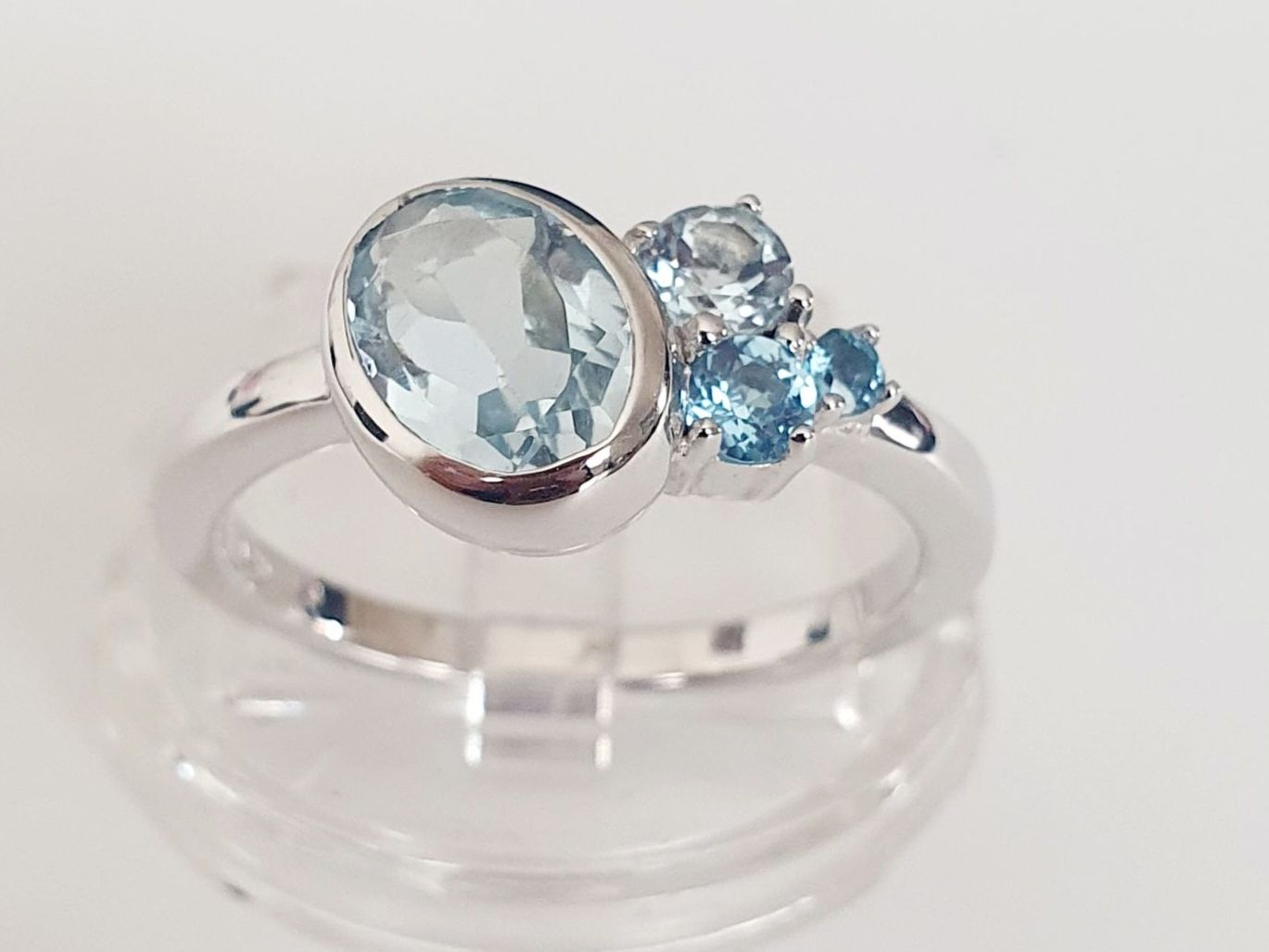 Anelli: 925 Silberring  mit schmucksteinen Gr. 18 mm – Usato da Kreuzlingen venduto da Wunderkiste123