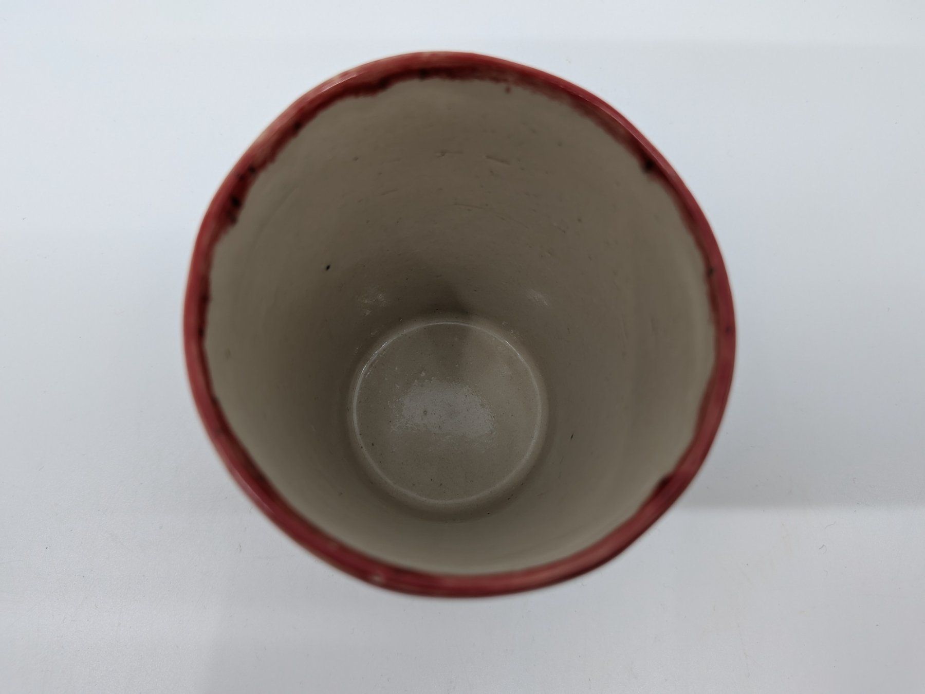 Tazze: Keramik Becher signiert PG – Usato da Emmen venduto da magelan 1