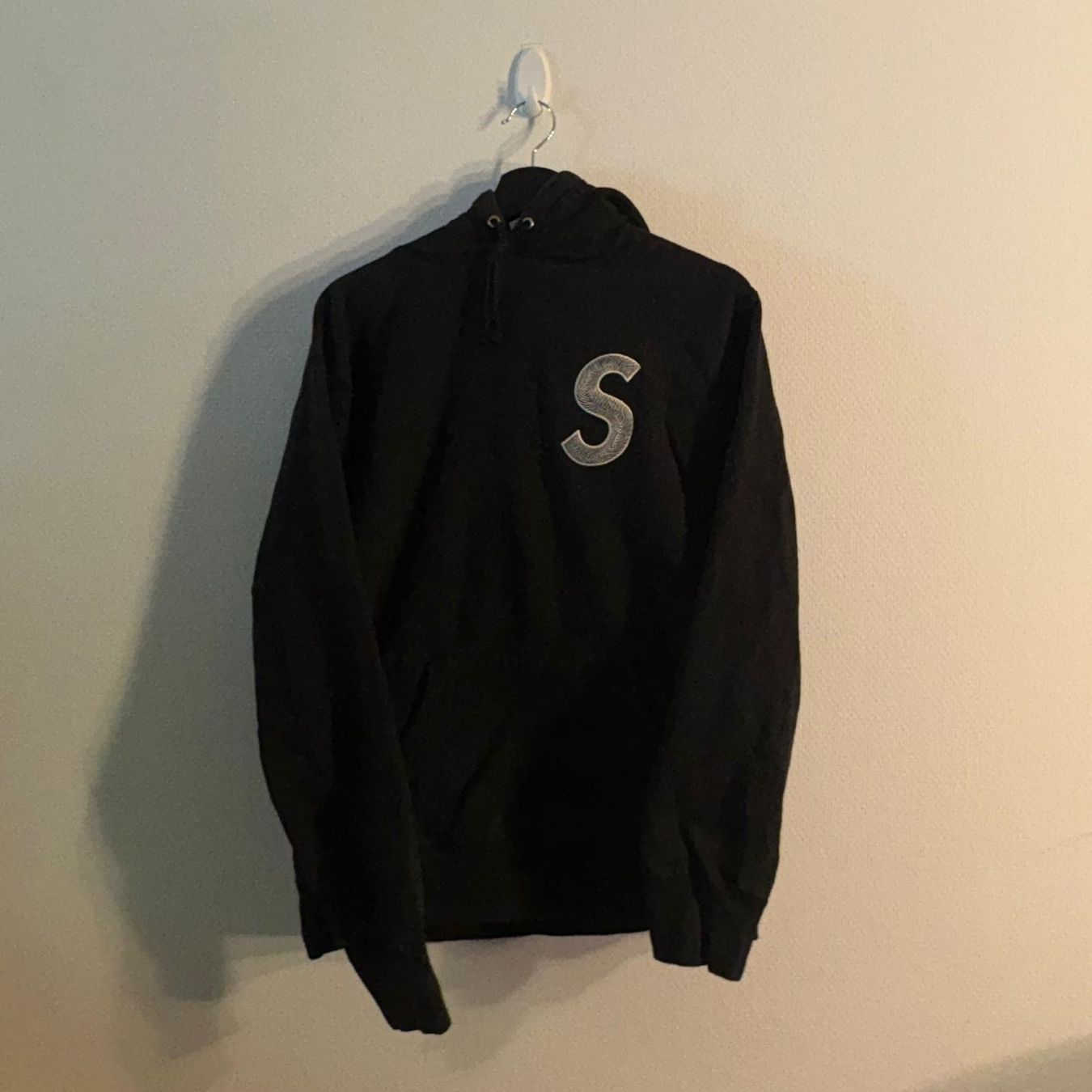 Maglioni & Felpe: Supreme Hoodie – Nuovo (secondo la descrizione) da Bern venduto da gia_jqj7
