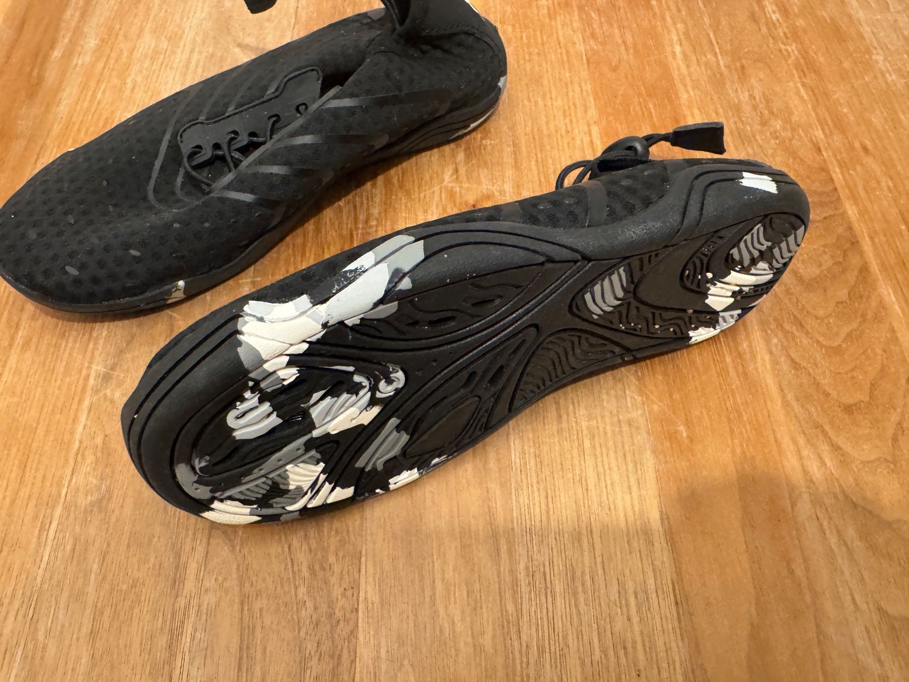 Schuhe für Jungen: Badeschuhe Grösse 33 – Gebraucht aus Spiez von chri-ga 1
