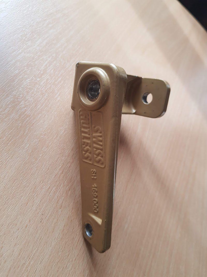 Accessori per altri veicoli: Seltener SH Original Achsschenkel ("Gebraucht") – Usato da Bretzwil venduto da Electronik01